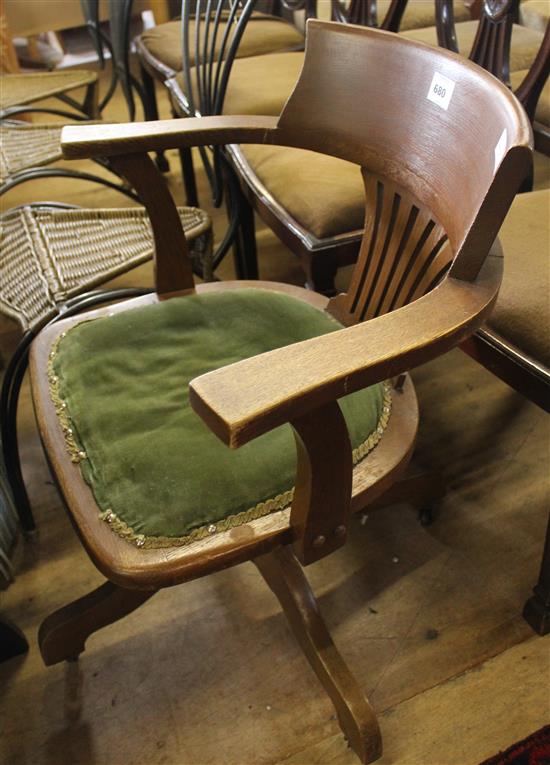 Oak office chair(-)